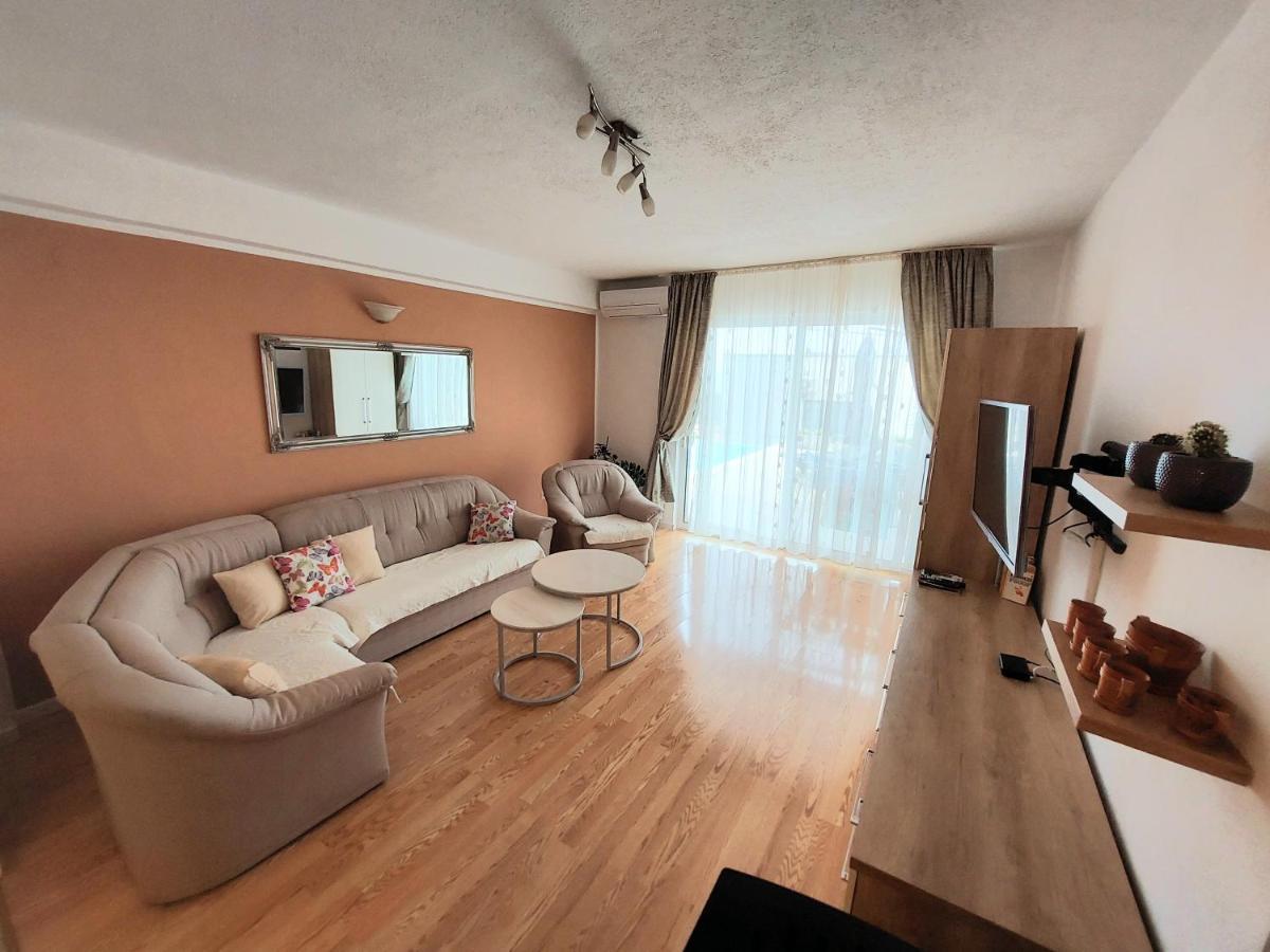 Apartment With Private Pool "Patricia" Makarska Zewnętrze zdjęcie