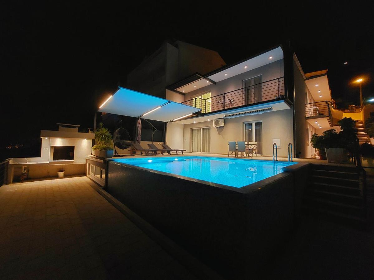 Apartment With Private Pool "Patricia" Makarska Zewnętrze zdjęcie