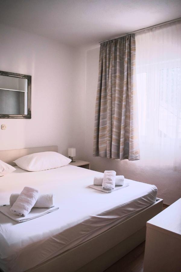 Apartment With Private Pool "Patricia" Makarska Zewnętrze zdjęcie