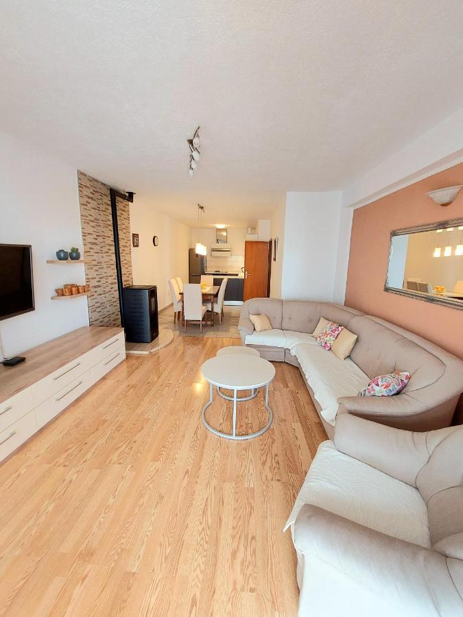 Apartment With Private Pool "Patricia" Makarska Zewnętrze zdjęcie