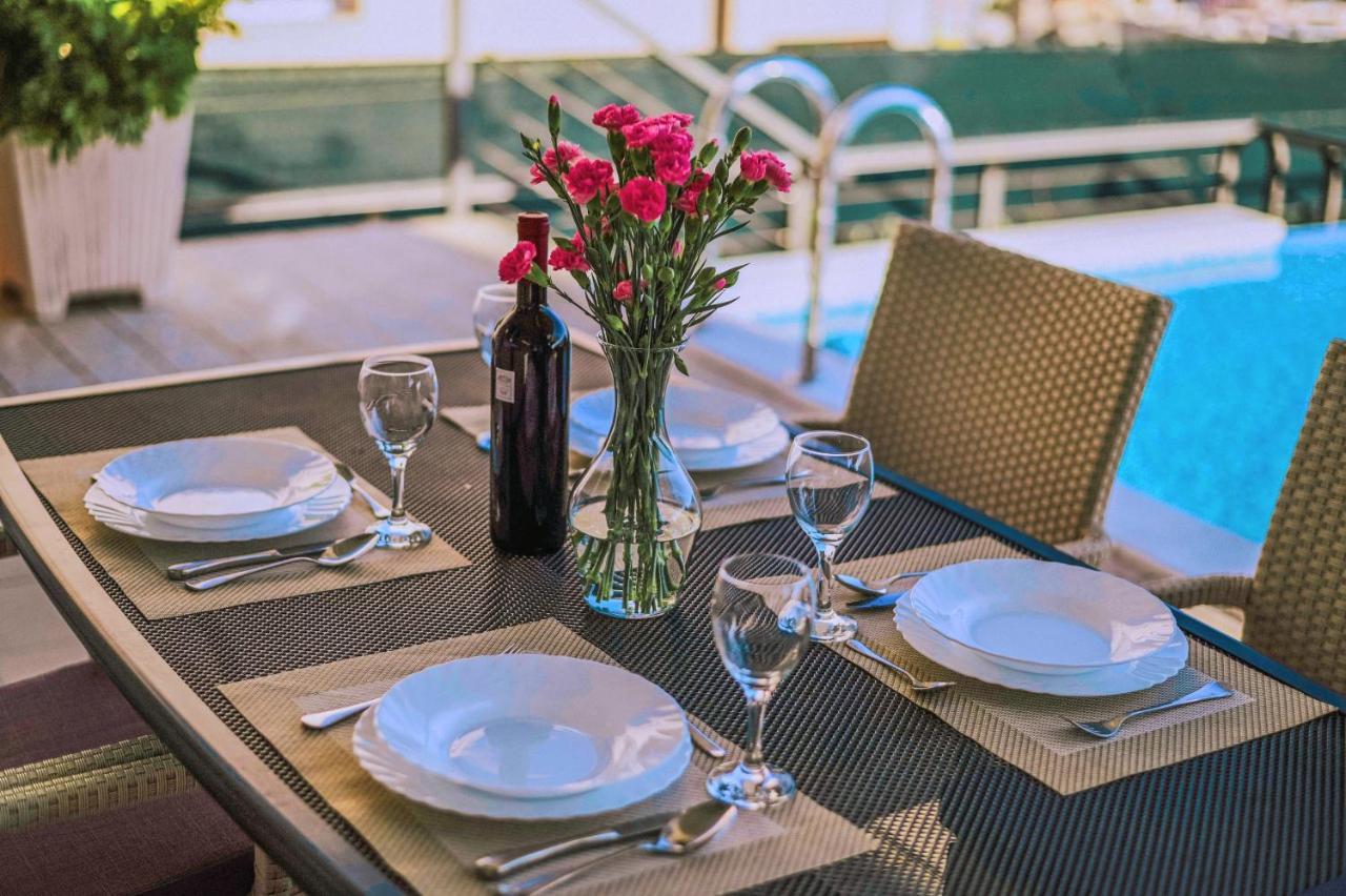 Apartment With Private Pool "Patricia" Makarska Zewnętrze zdjęcie